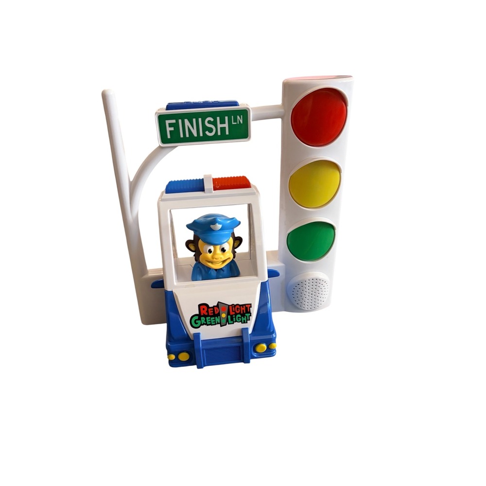Move2Play Red Light Green Light Motion-Sensing Kids Game Station Toy‎